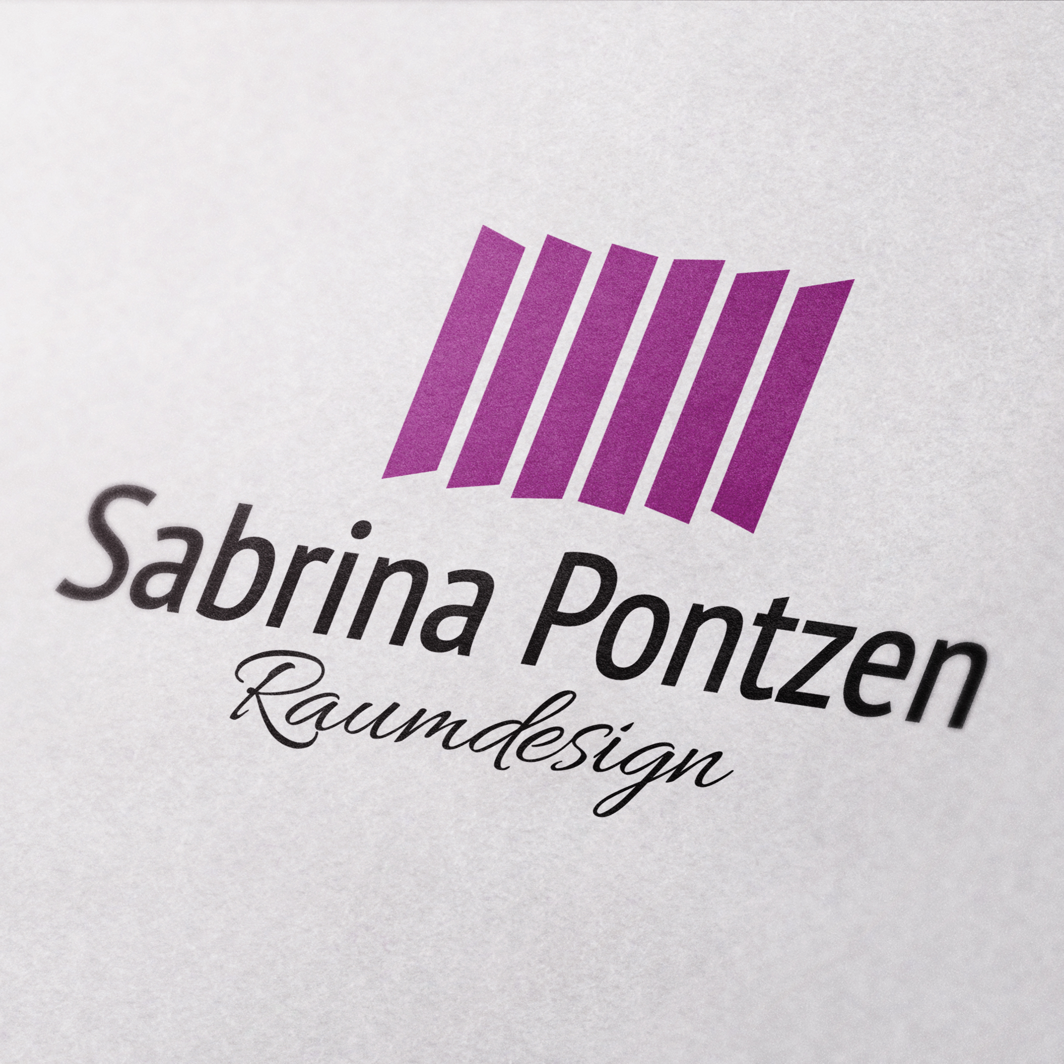 Logo-Entwicklung: Sabrina Pontzen