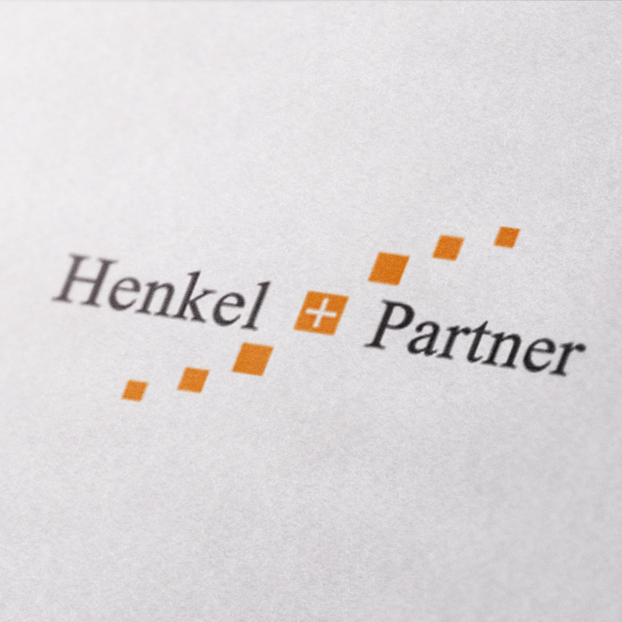 Logo-Entwicklung Henkel & Partner